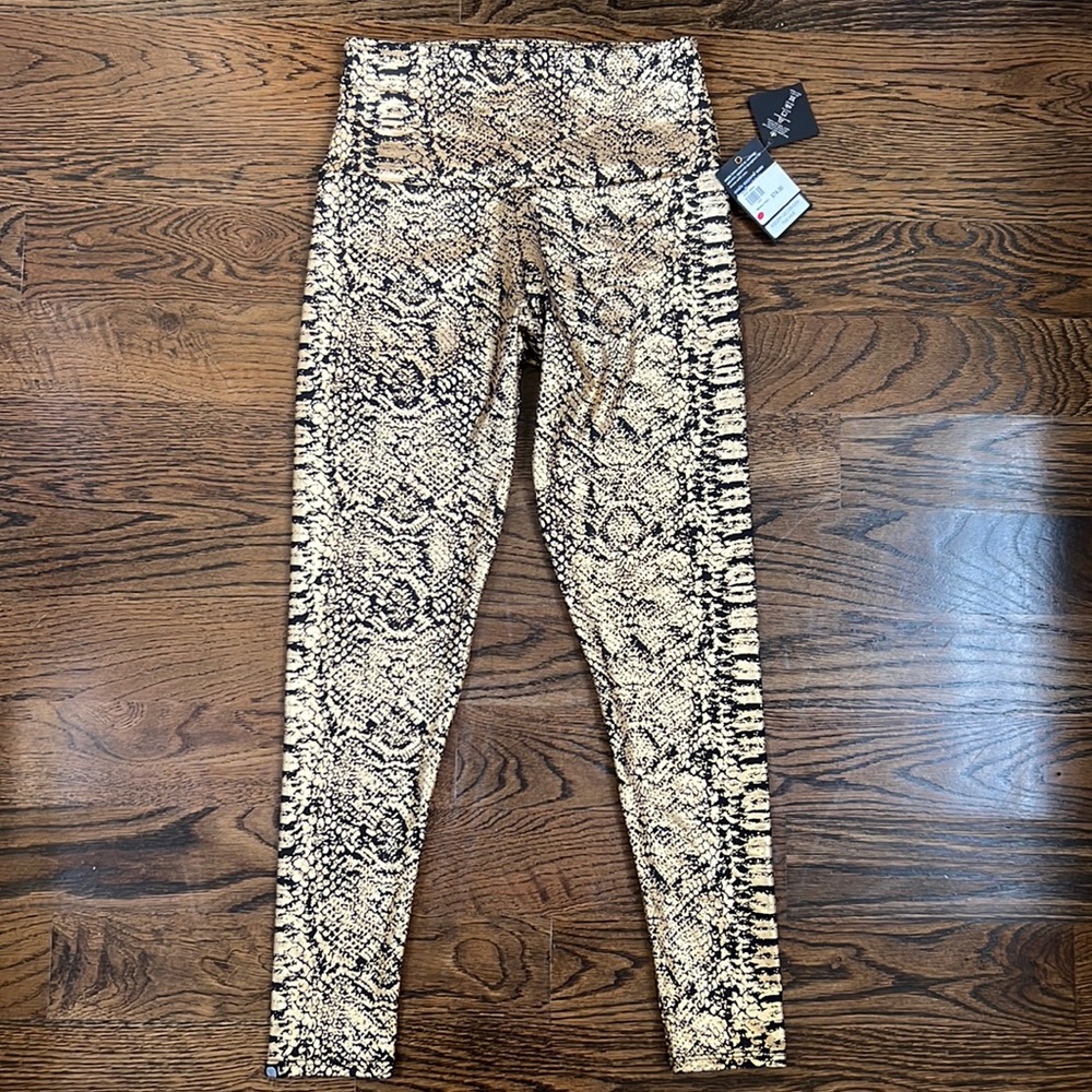 Onzie Leggings Multiple Sizes ( XS, S/M ) NWT